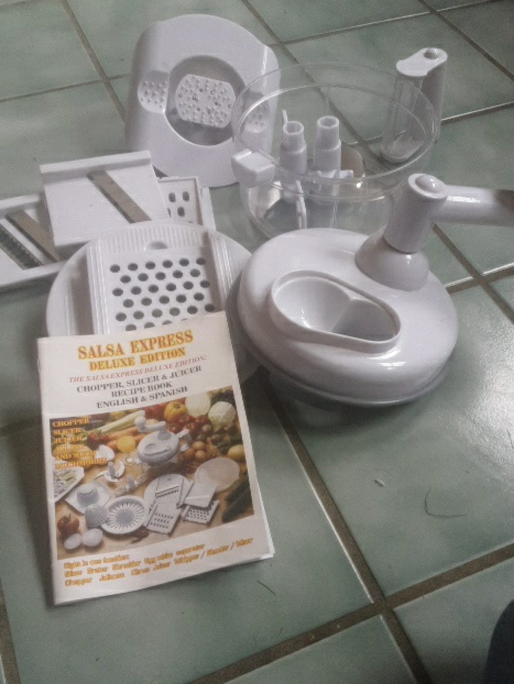 White Manual Food Chopper & Slicer